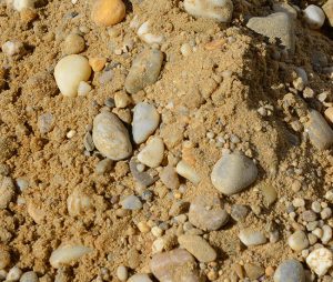 Materialzustellung: Betonschotter 0/16